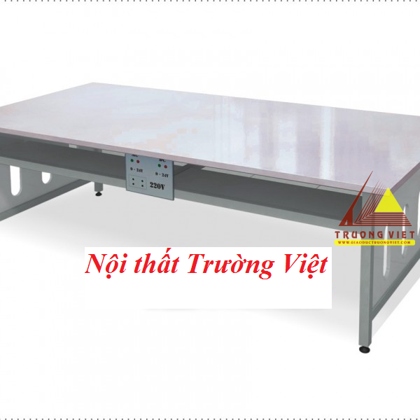 Bàn chuẩn bị thí nghiệm Lý TVV004