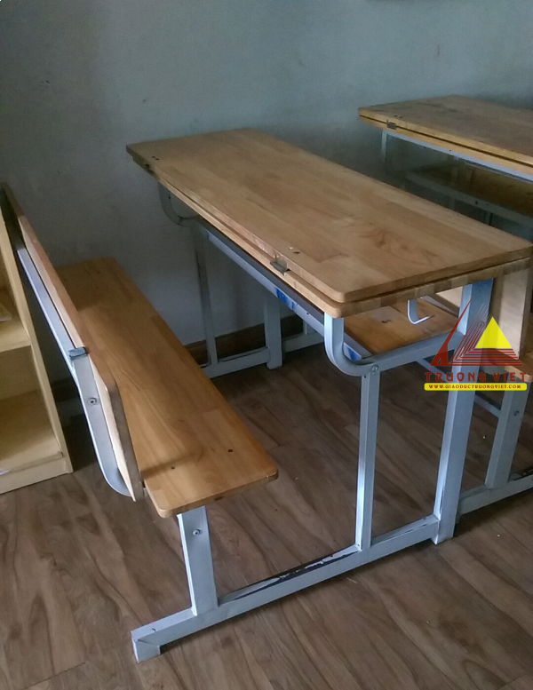 Bàn ghế học sinh