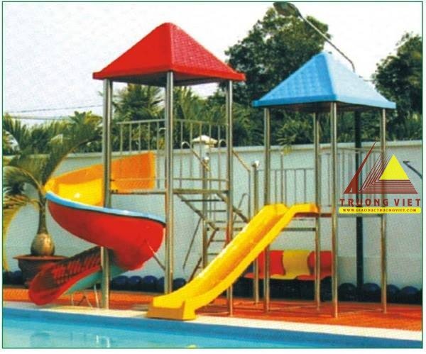 Nhà 2 khối cầu trượt xoắn